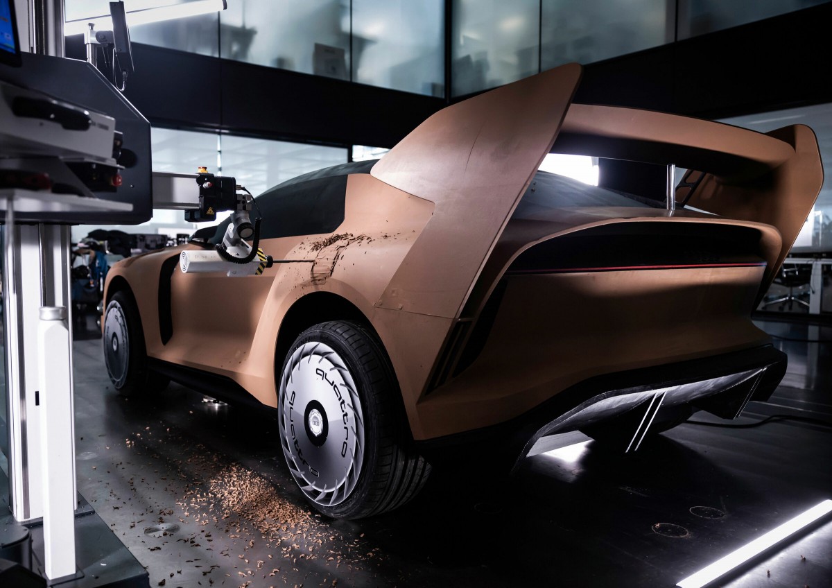 Audi revealed the secrets of the S1 Hoonitron